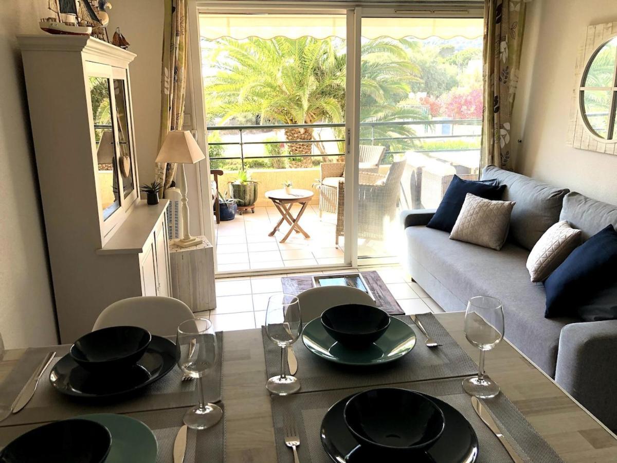 Appartement Les Pieds Dans L'eau T2 Avec Vue Et Piscine