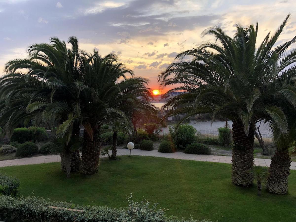 Appartement Les Pieds Dans L'eau T2 Avec Vue Et Piscine *